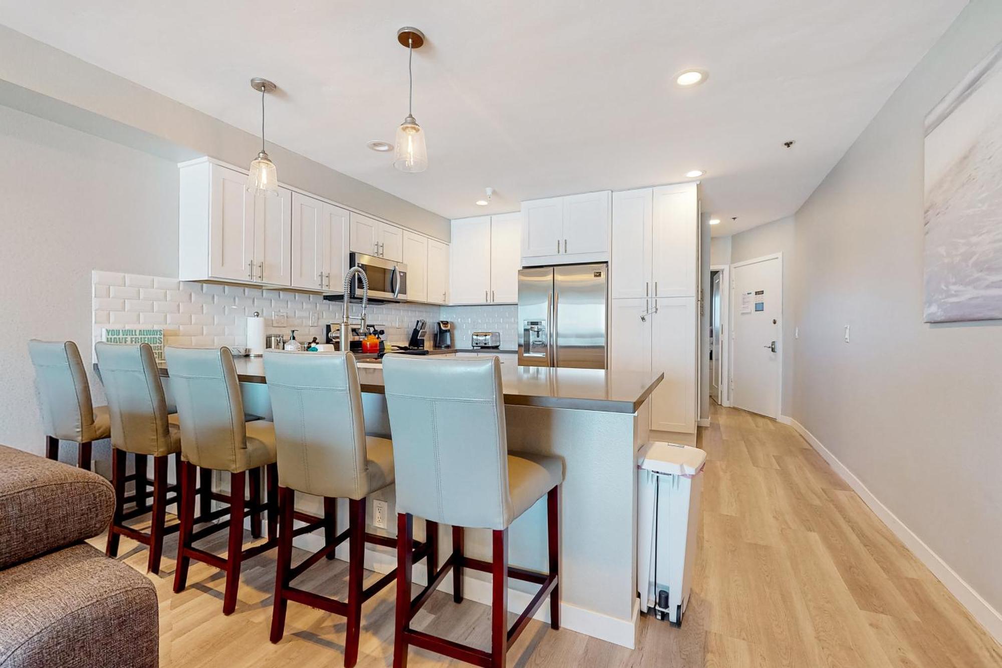 Blue Wave Penthouse Apartment