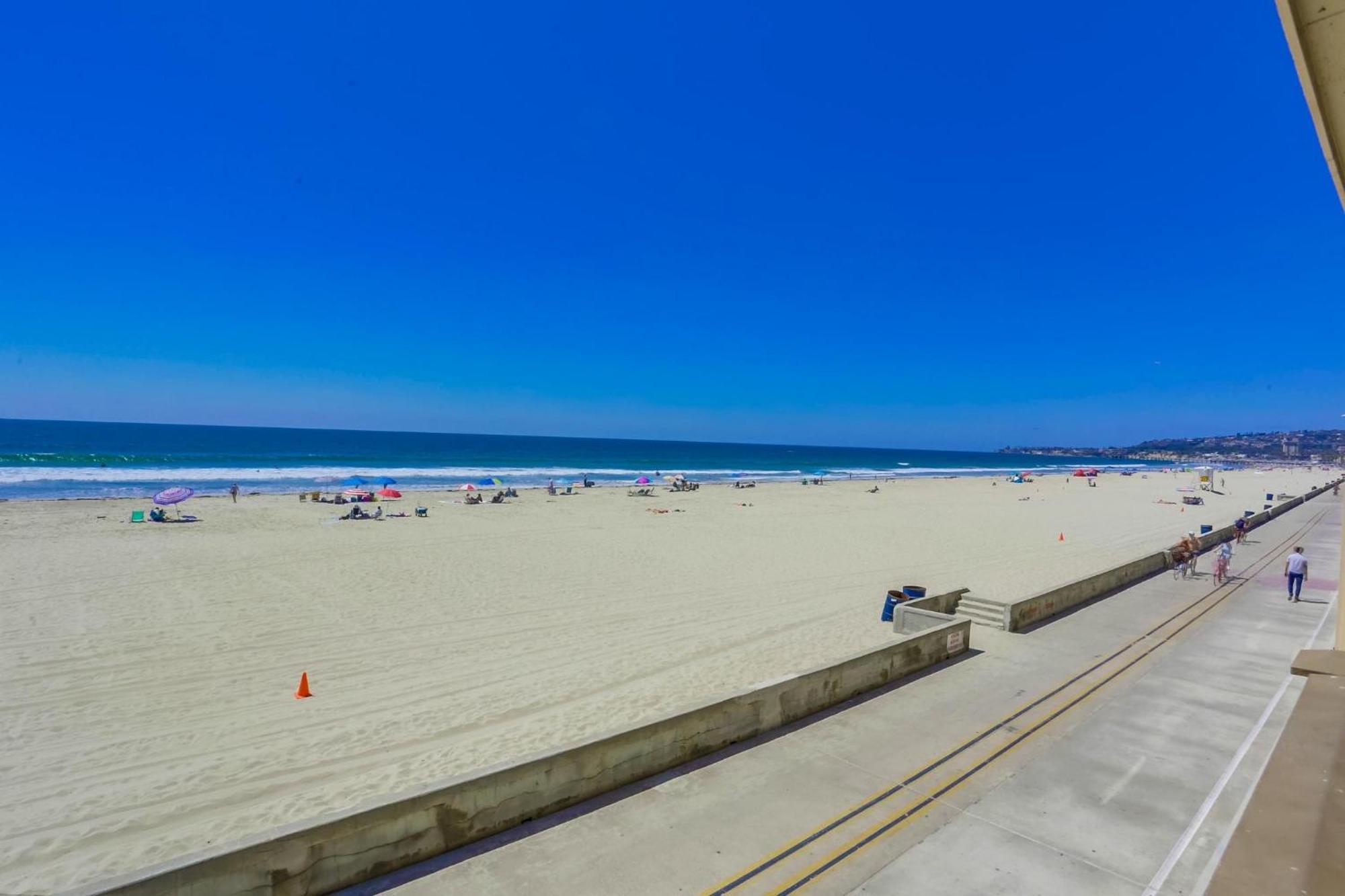 B5380 Nautica North Apartment