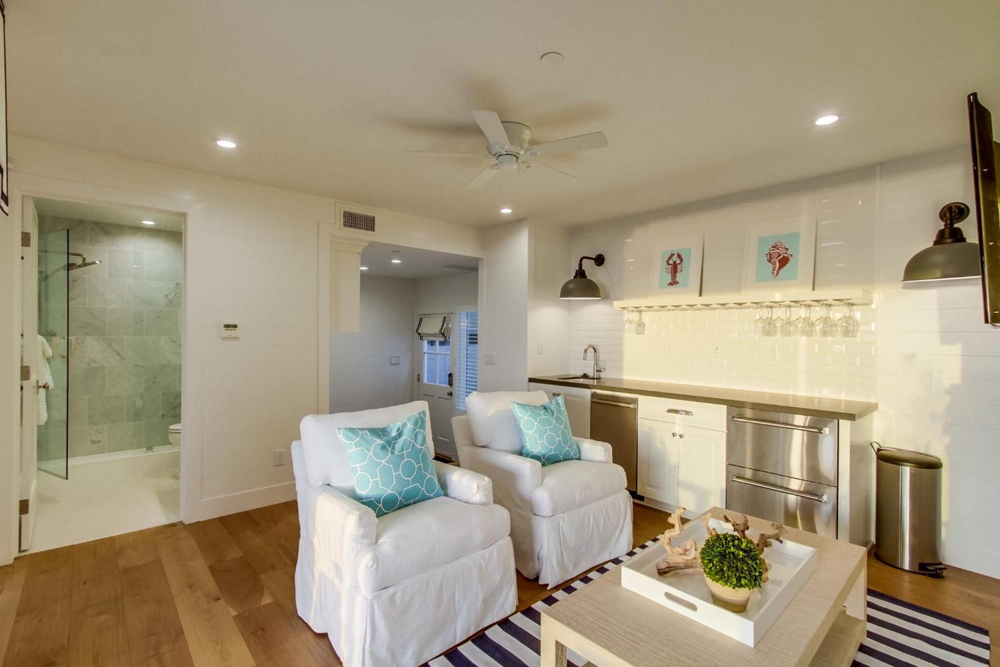 Apartment B5380 Nautica North *