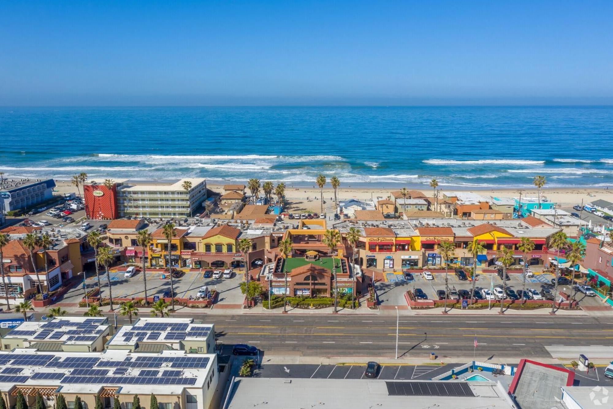 B5380 Nautica North * San Diego