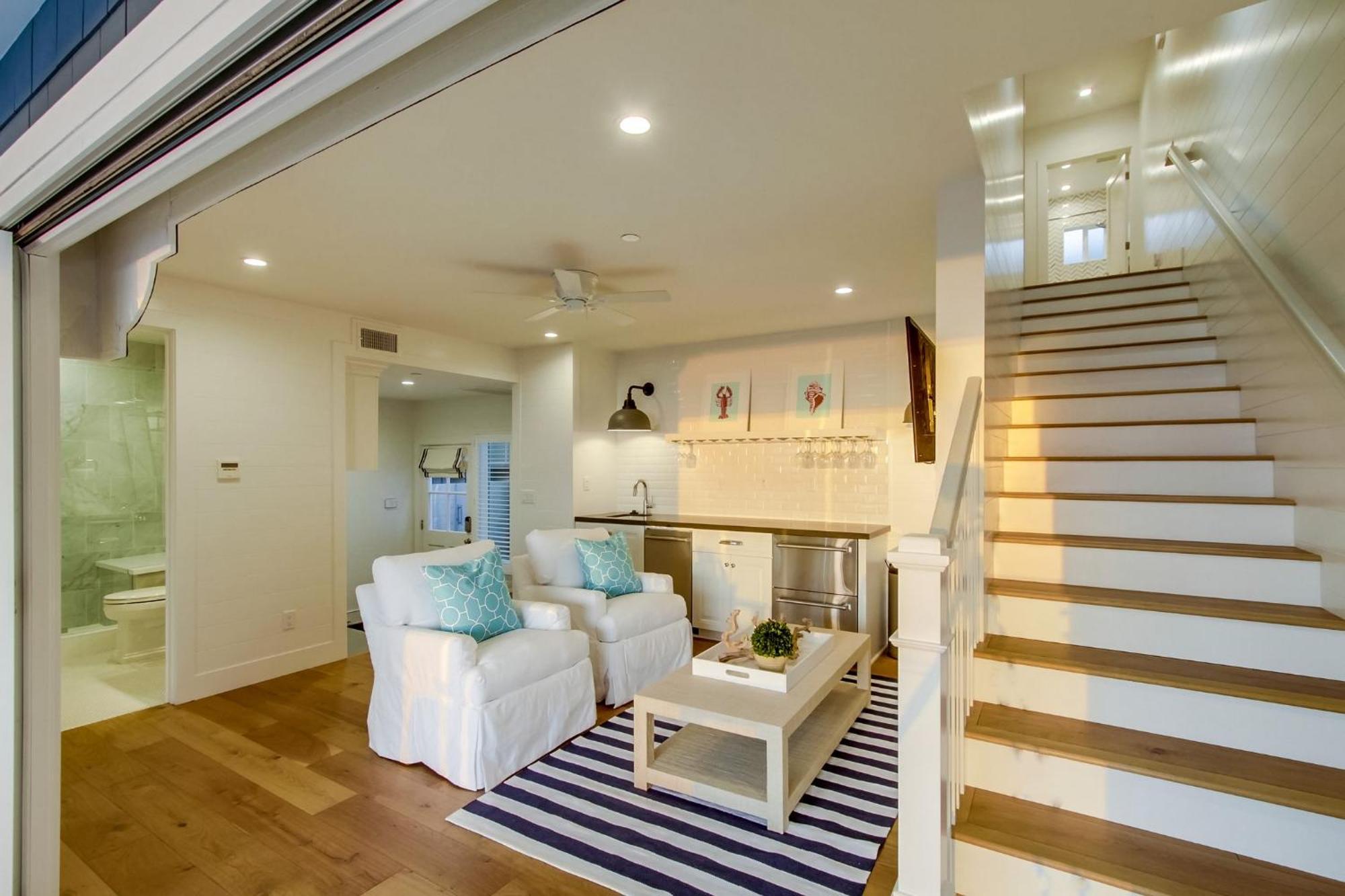 B5380 Nautica North Apartment *