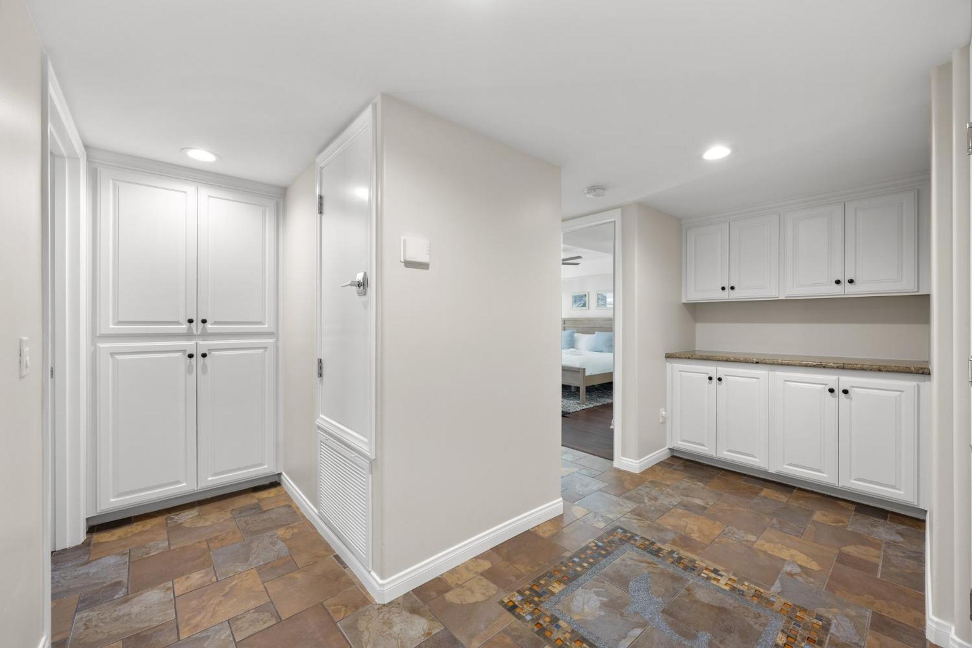 Apartment B5129 Bluewater Oceanfront 1 North