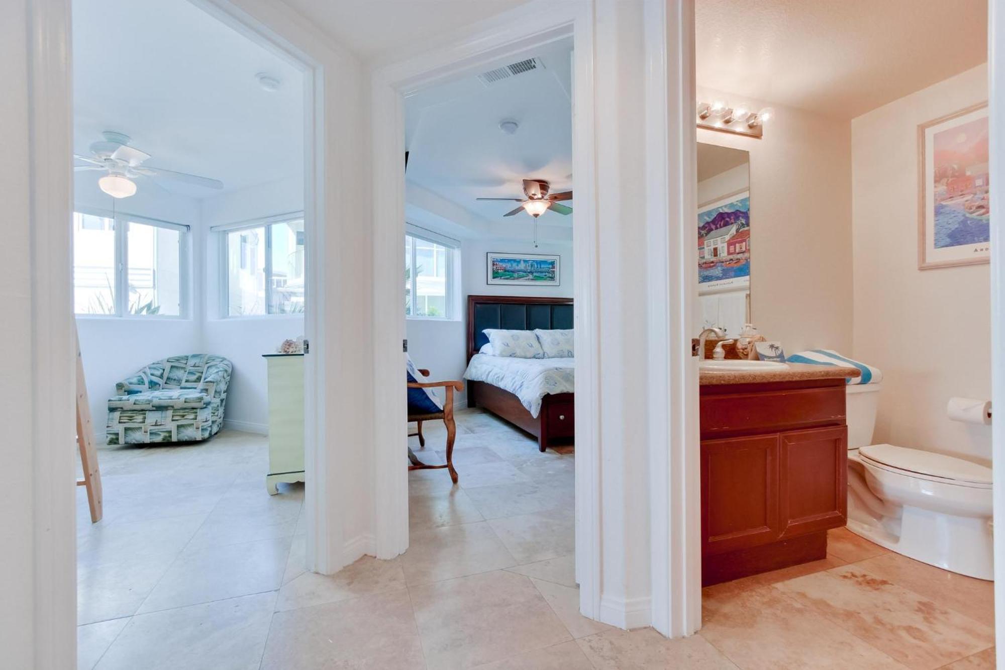 B5114 Rockaway Oceanfront 1 San Diego