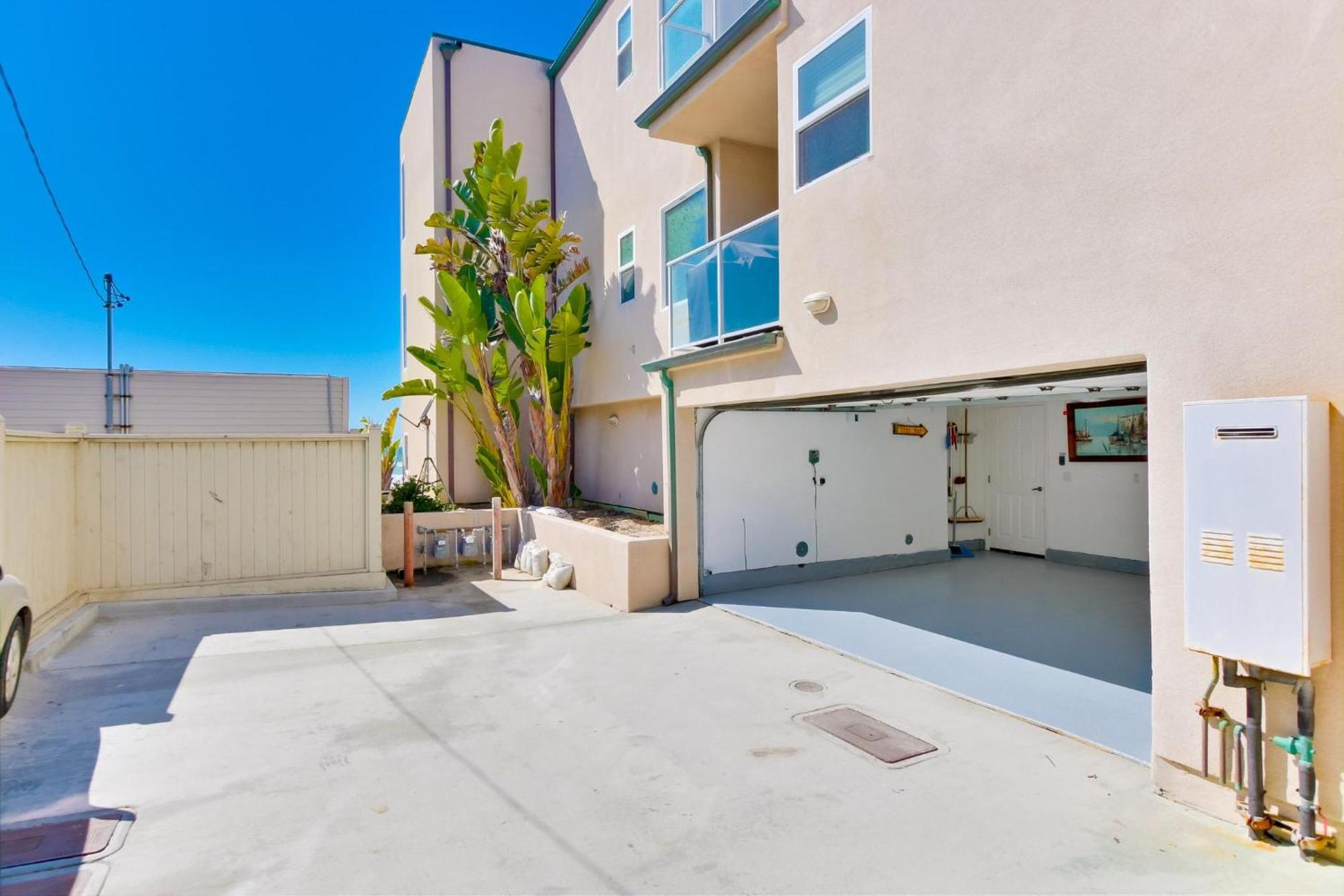 B5114 Rockaway Oceanfront 1 Apartment *