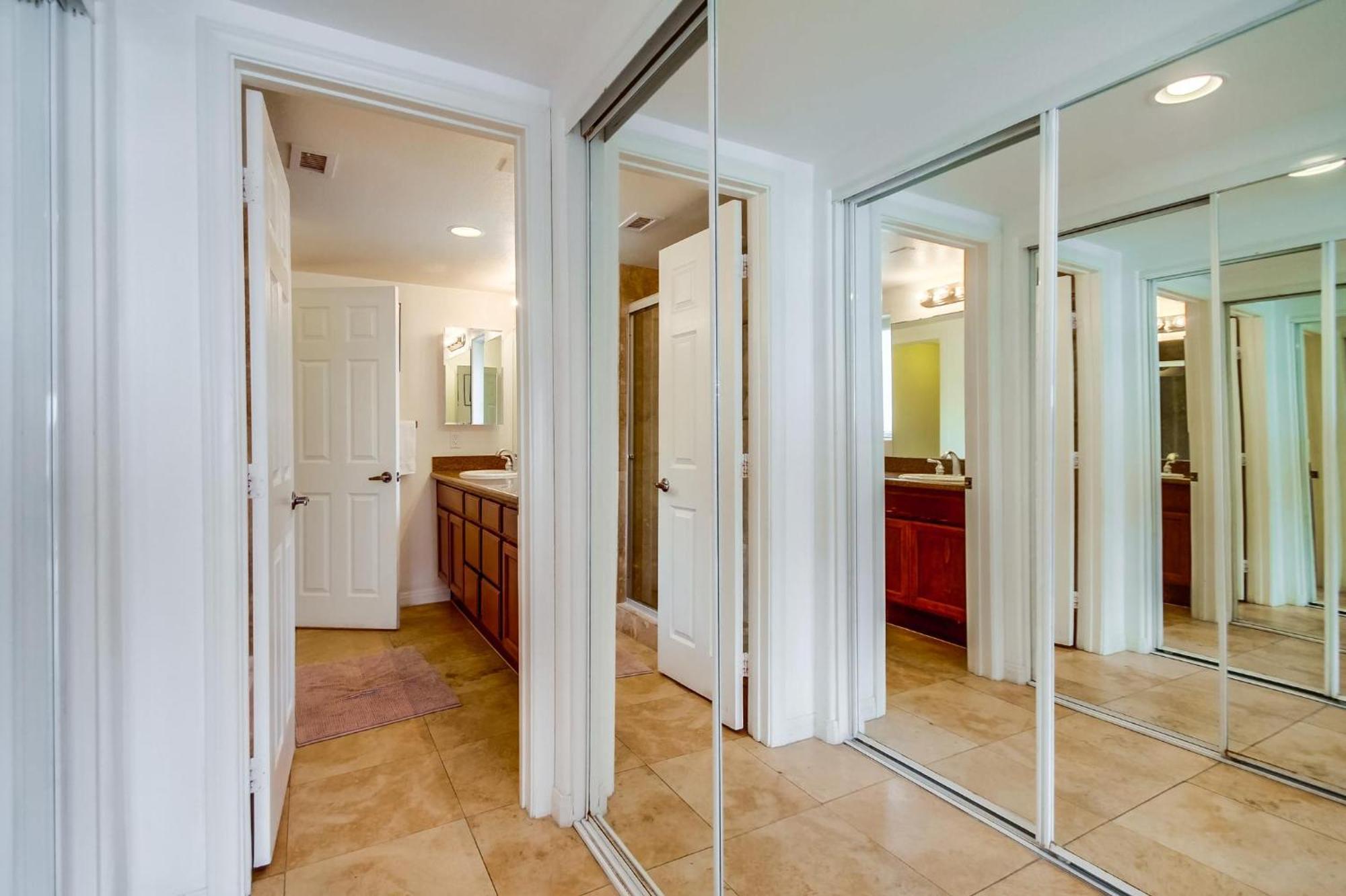 Apartment B5114 Rockaway Oceanfront 1 San Diego