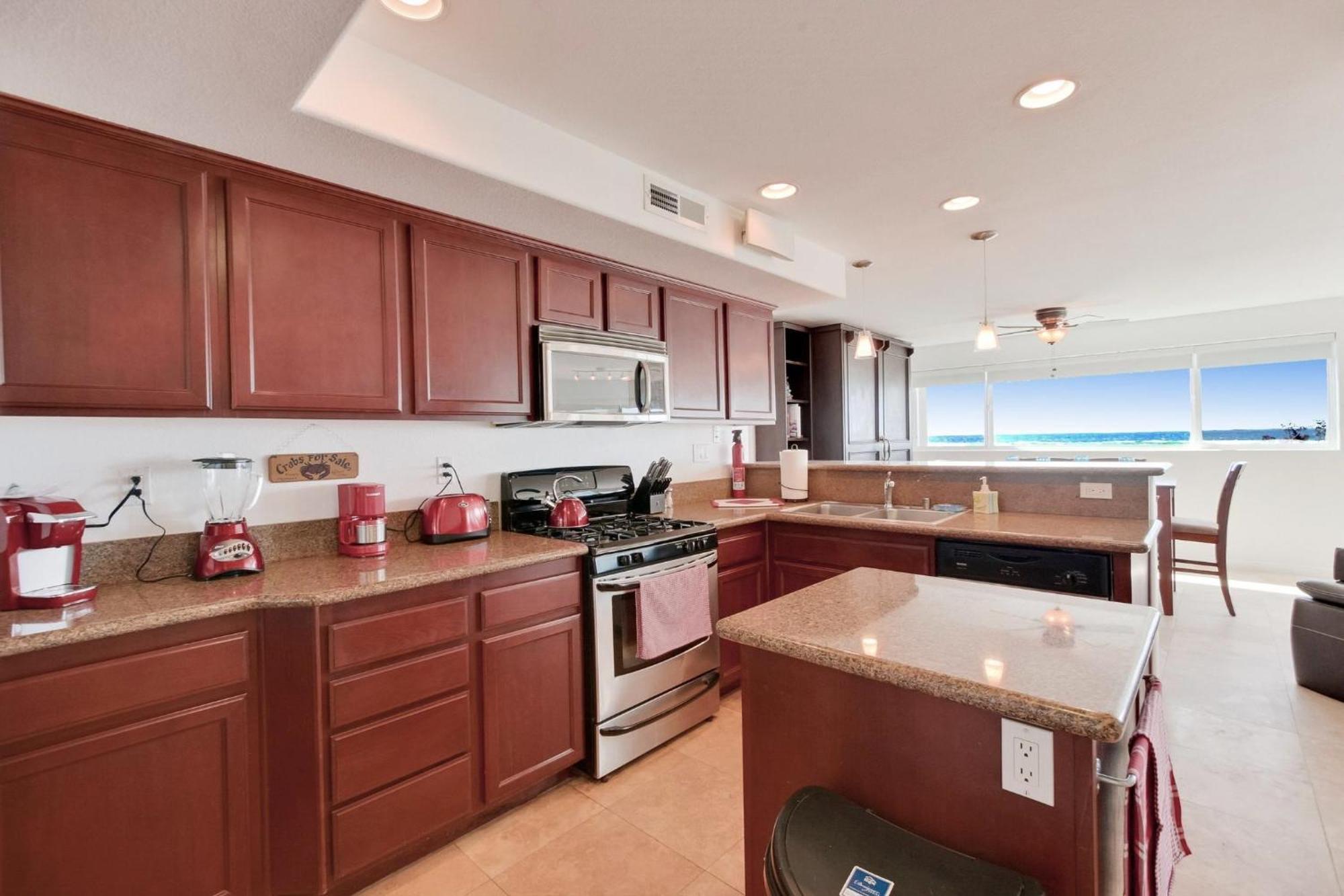 B5114 Rockaway Oceanfront 1 San Diego