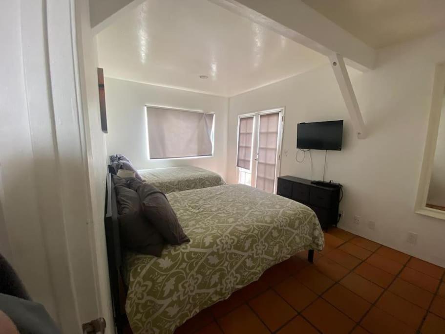 Holiday home Ocean View 5 Bedroom With 3 Decks And