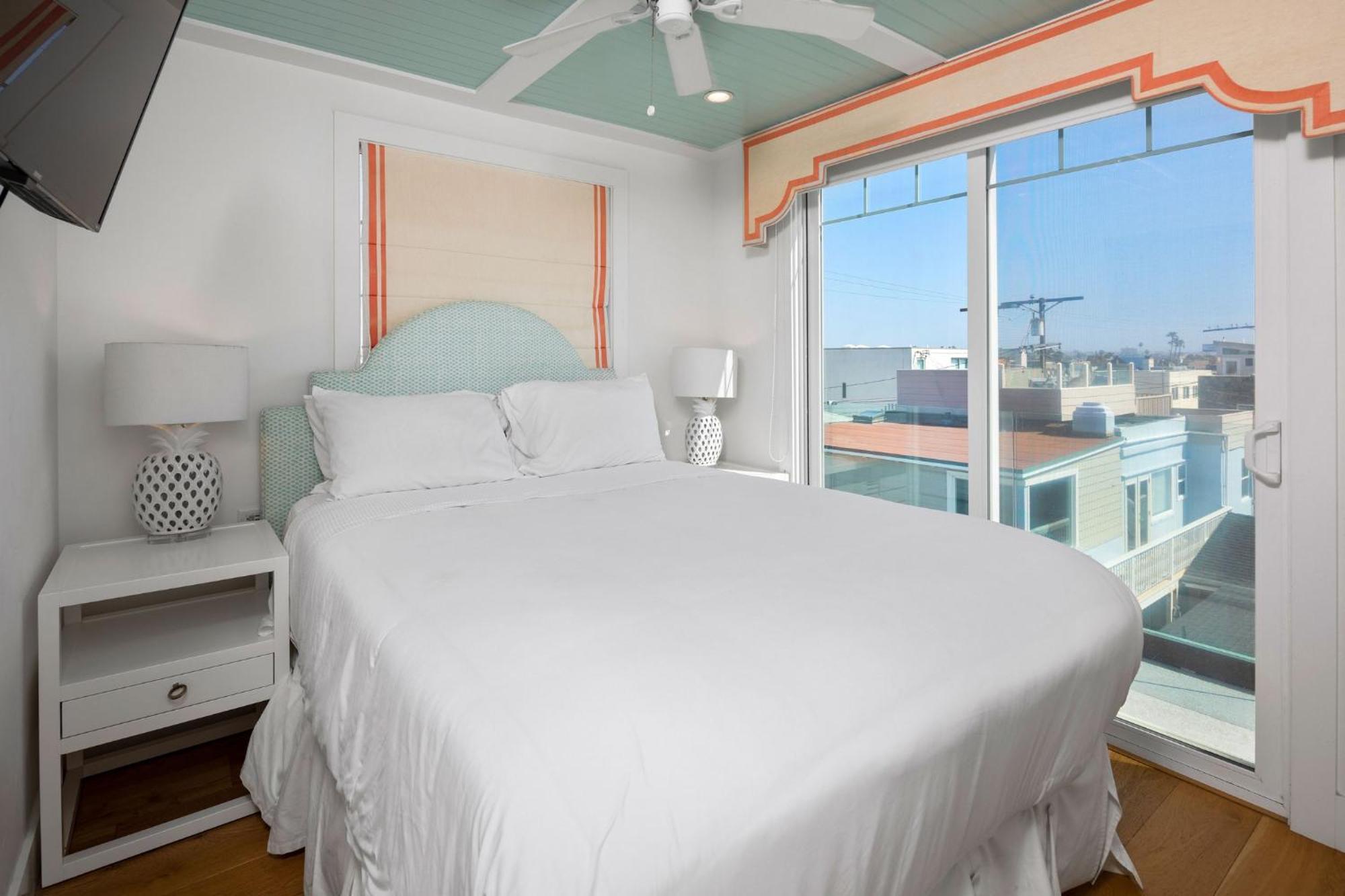 Holiday home B5379 Nautica South San Diego