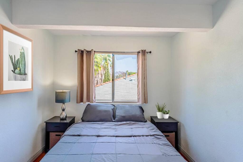 12-guest 4-br Spacious With Large Backyard, 4-car Parking *