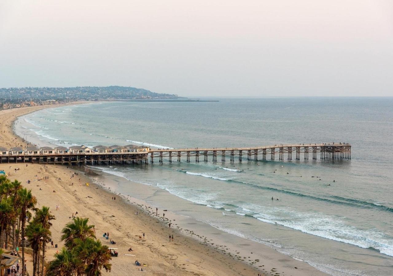 Apartment Two Bedroom Ocean Front Ocean Blvd *