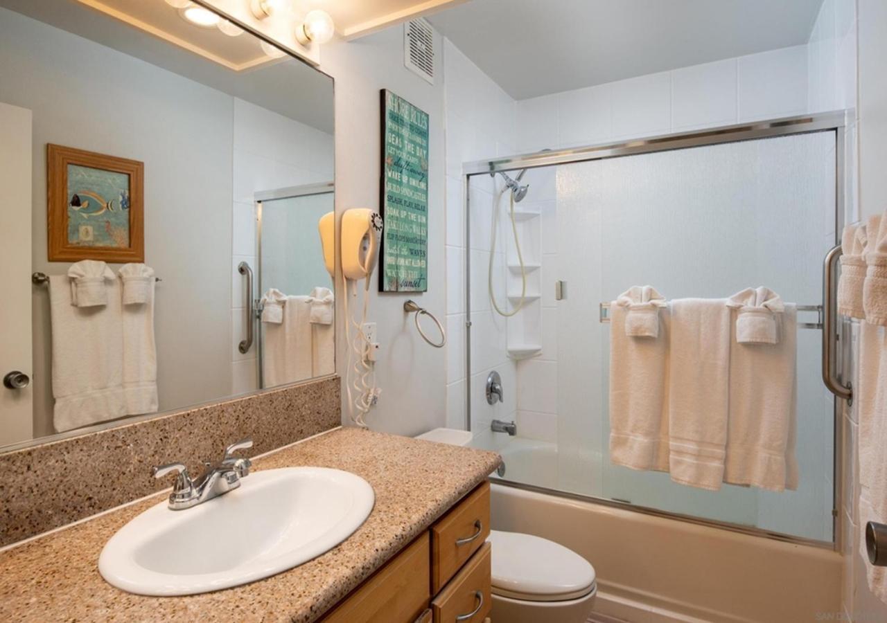 Two Bedroom Ocean Front Ocean Blvd Apartment