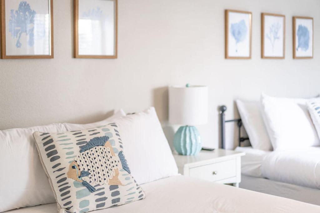 Holiday home Pb Compound Getaway Steps To Surf And *