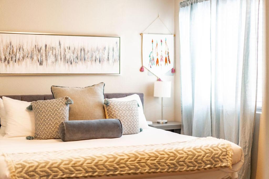 Holiday home Pb Compound Getaway Steps To Surf And San Diego