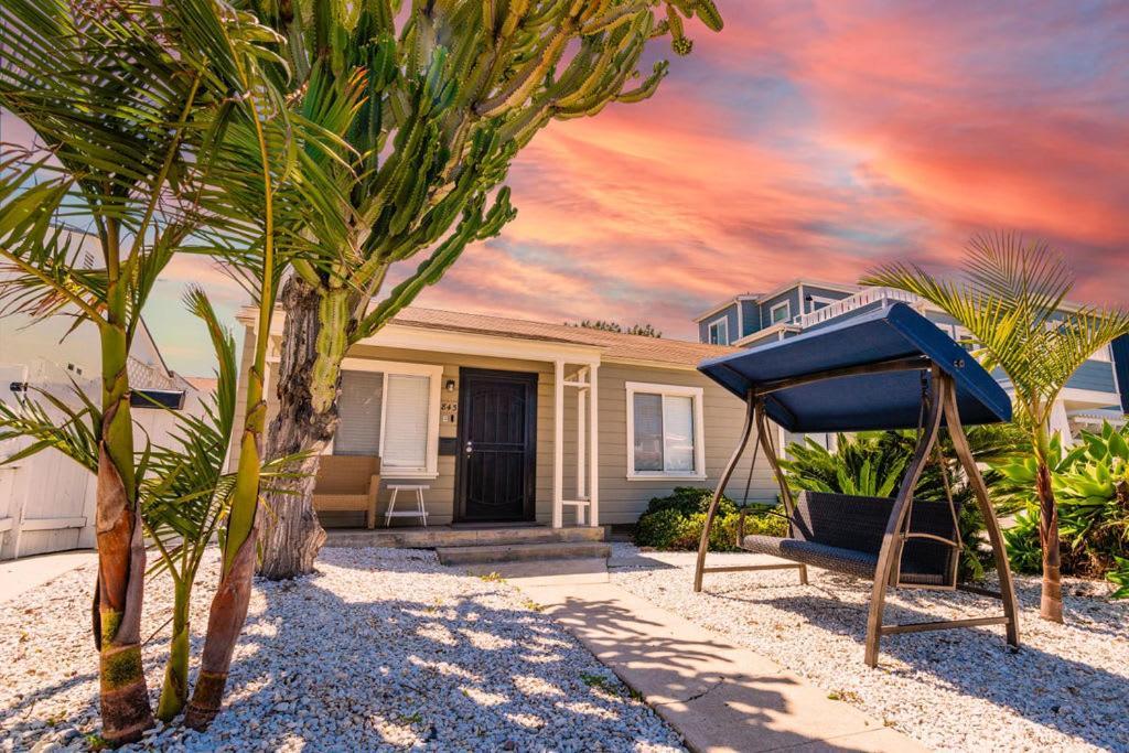 Holiday home Pb Compound Getaway Steps To Surf And *