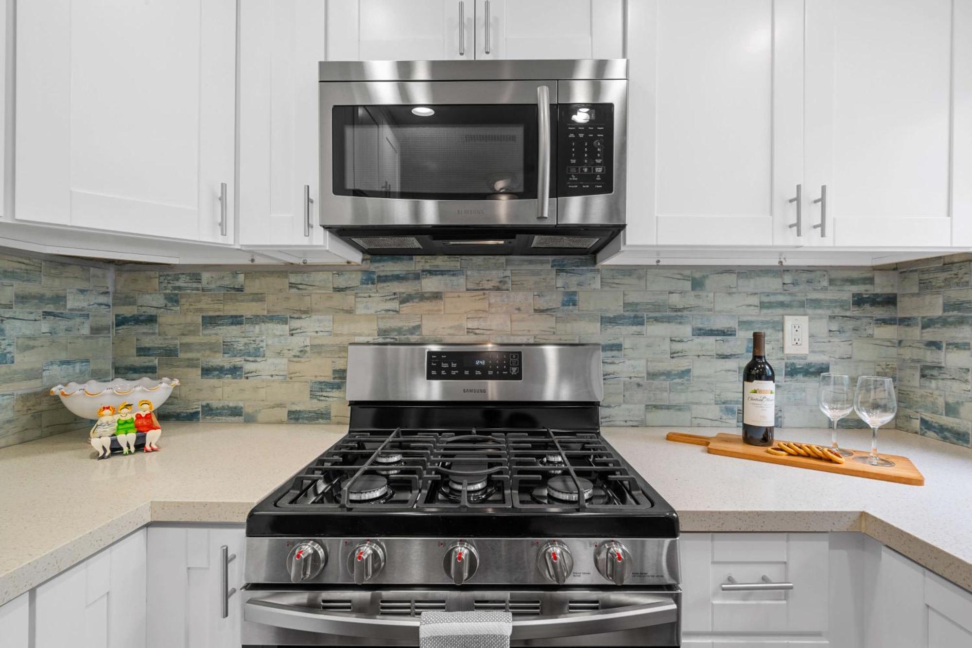 Beach-2-bay 1br - In The Heart Of Mission *
