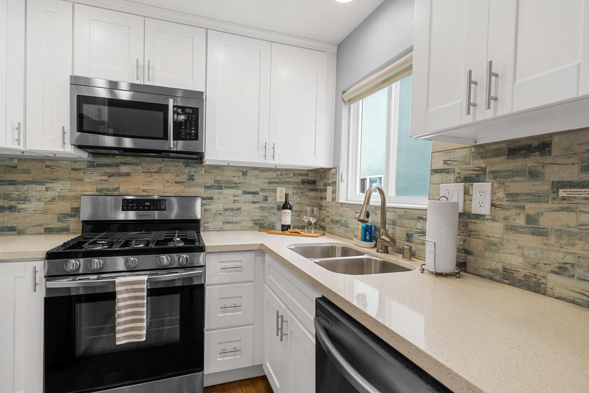 Beach-2-bay 1br - In The Heart Of Mission * San Diego