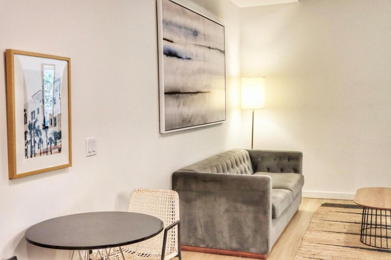 Apartment Executive Escape In Downtown San Diego