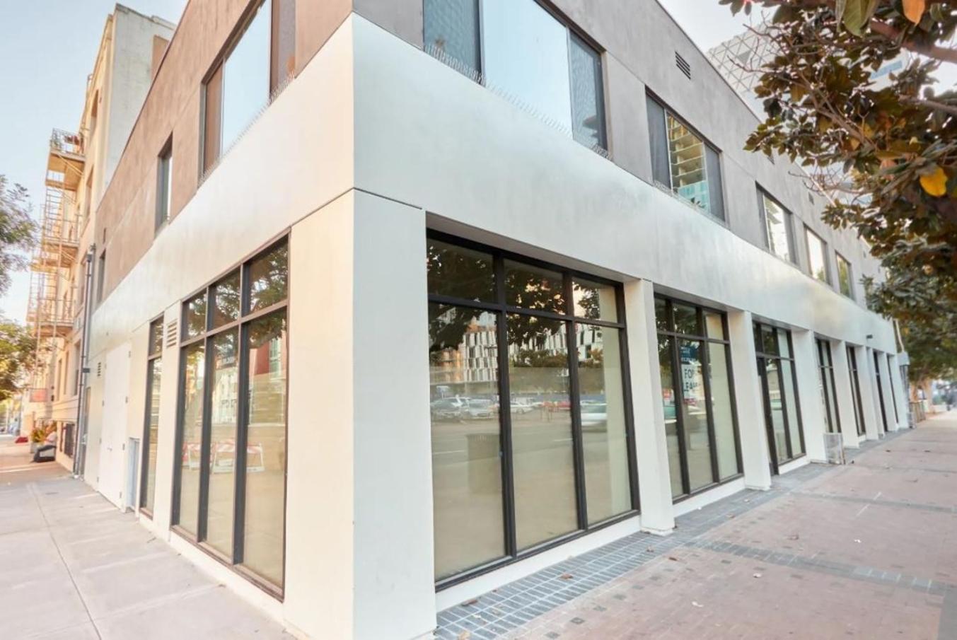 Executive Escape In Downtown Apartment *