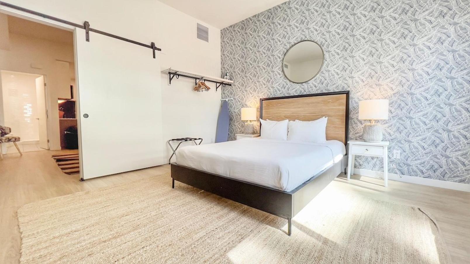 Executive Escape In Downtown * San Diego