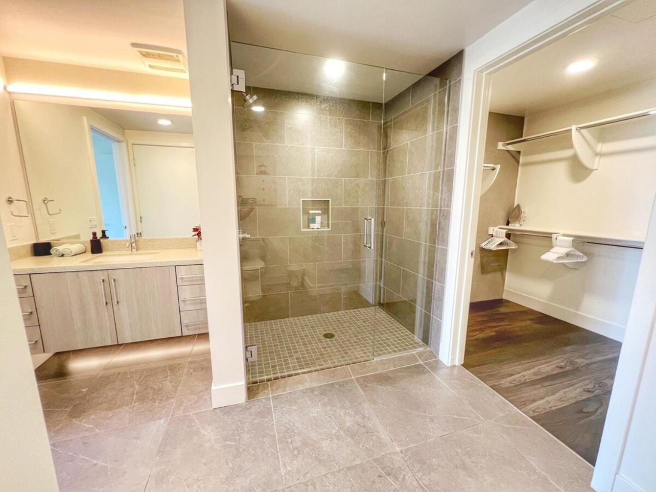 Stunning By Petco Park! Apartment San Diego