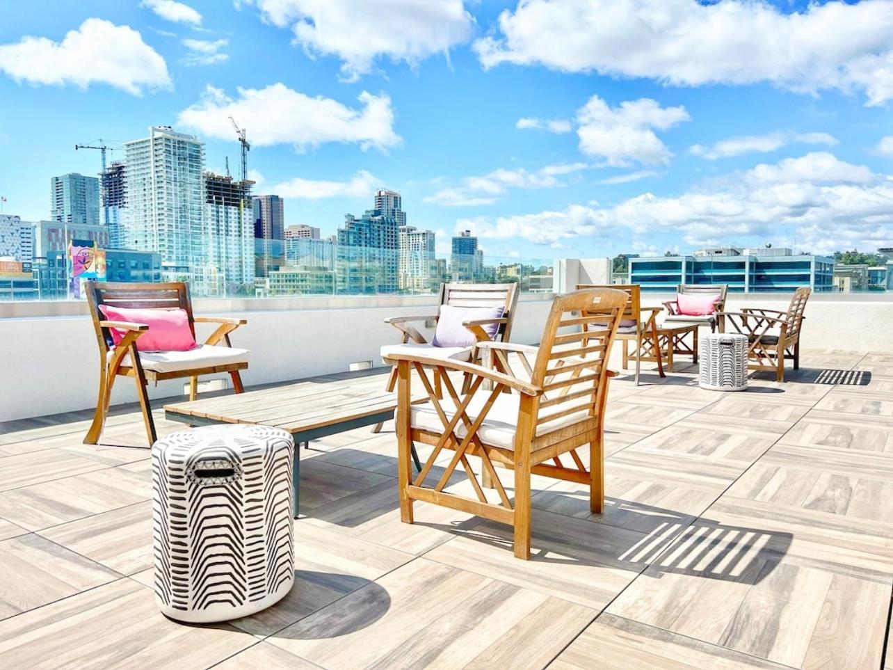 View In Downtown! Apartment