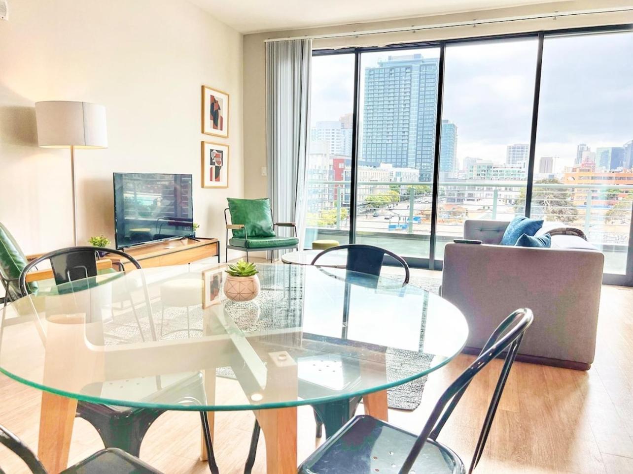 Apartment The Leo