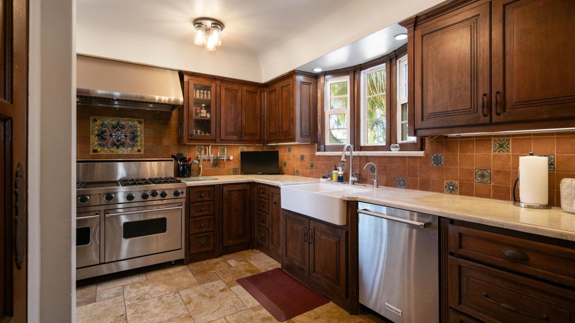 Mediterranean-style In Point Loma San Diego