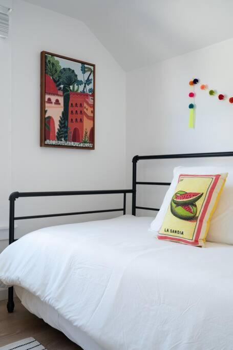 * Bueno Bueno Casita * / 7 Min To Downtown / 4 Bdr Сasa de vacaciones *