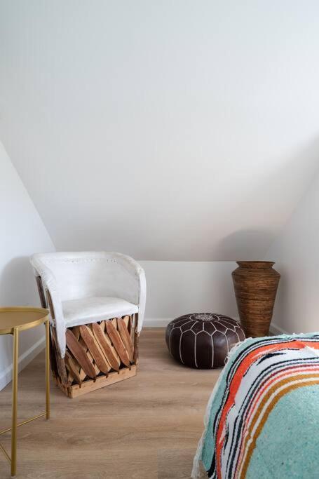 * Bueno Bueno Casita * / 7 Min To Downtown / 4 Bdr
