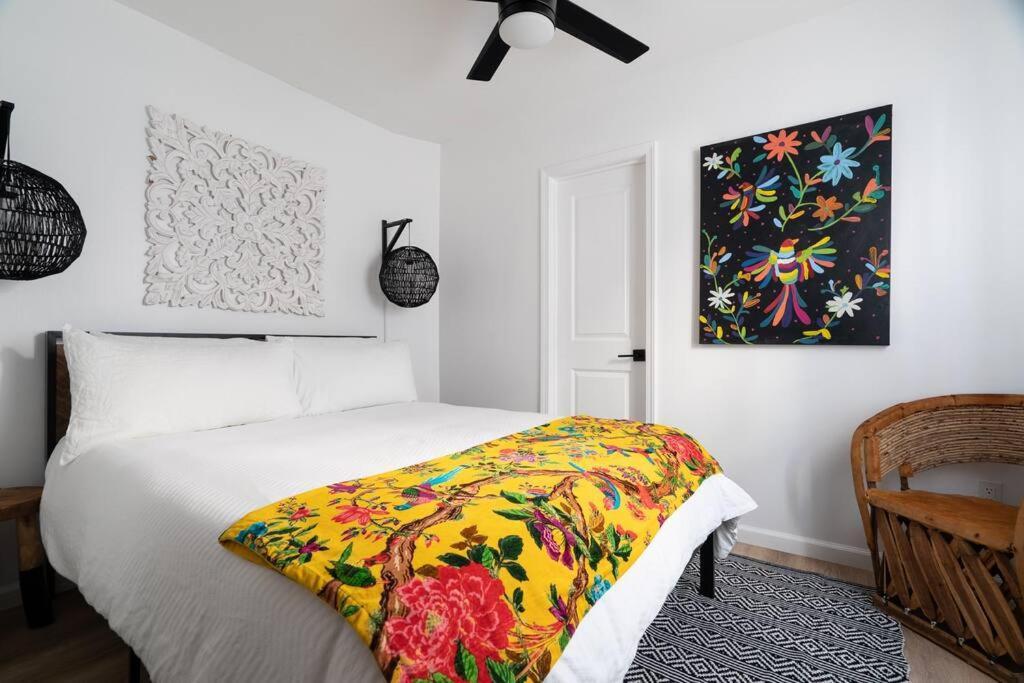 Сasa de vacaciones * Bueno Bueno Casita * / 7 Min To Downtown / 4 Bdr *