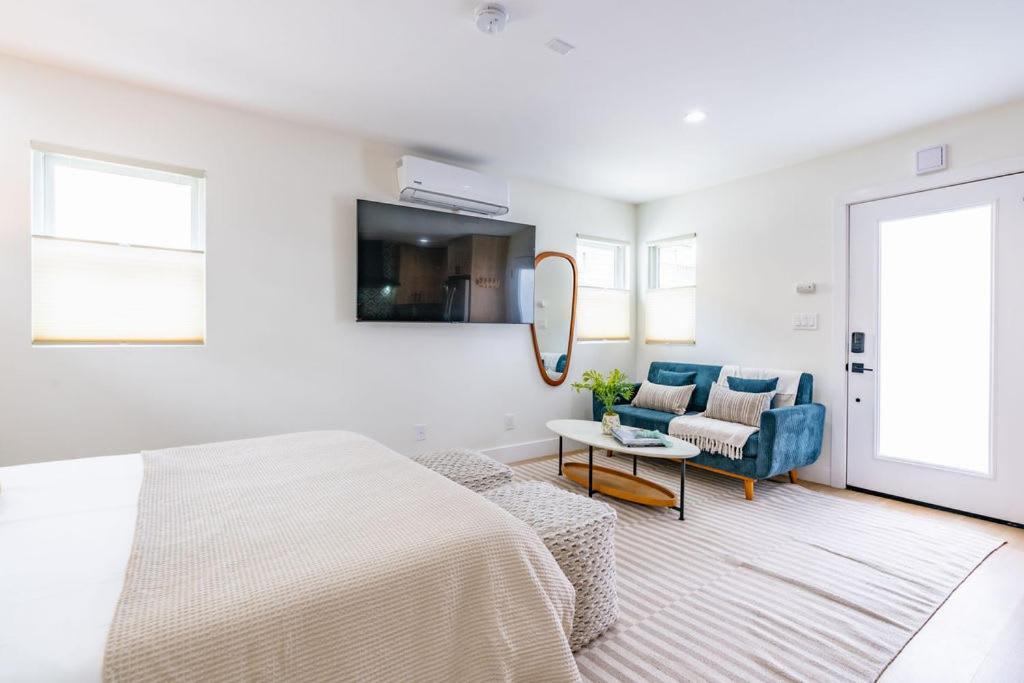 Apartment Quaint In Charming Marston Hills