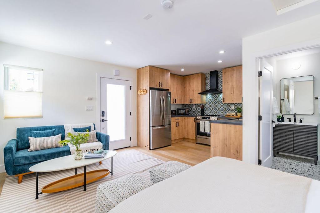 Quaint In Charming Marston Hills Apartment San Diego