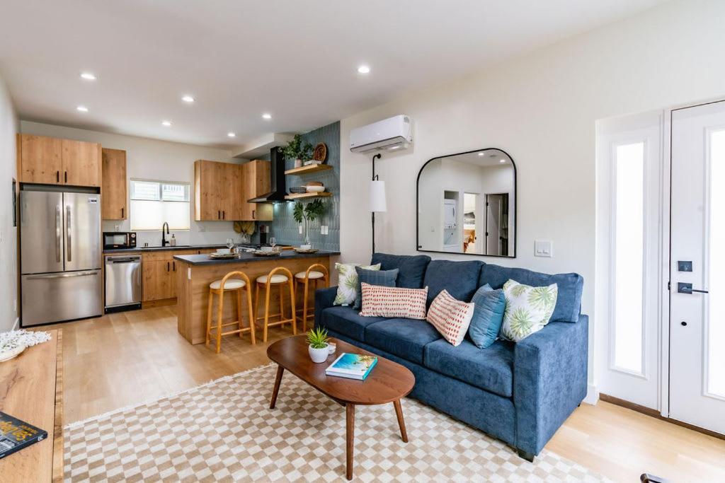 Newly Remodeled Uptown Chic San Diego