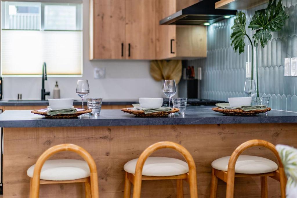 Newly Remodeled Uptown Chic * San Diego