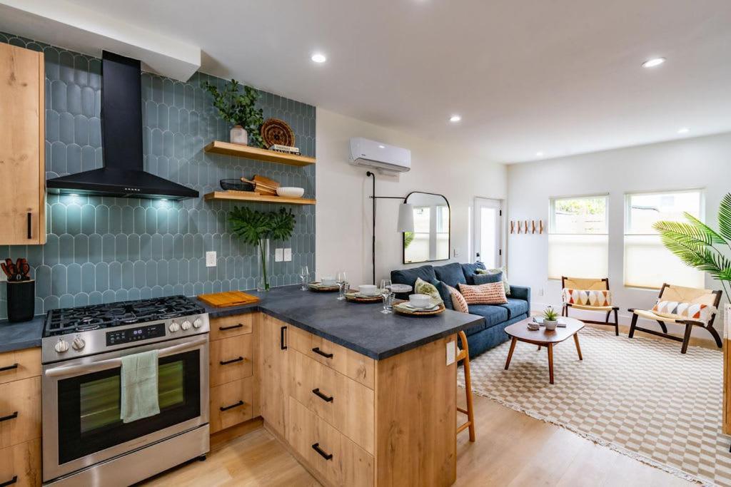 Holiday home Newly Remodeled Uptown Chic