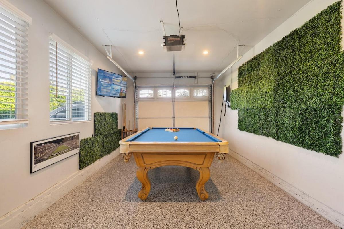 Holiday home Chill House With Jacuzzi-golf-game *