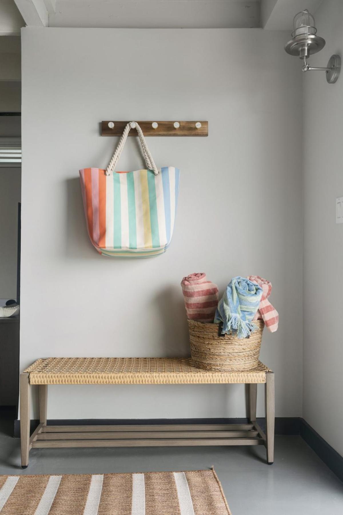 Cozy Blocks From The Bay *