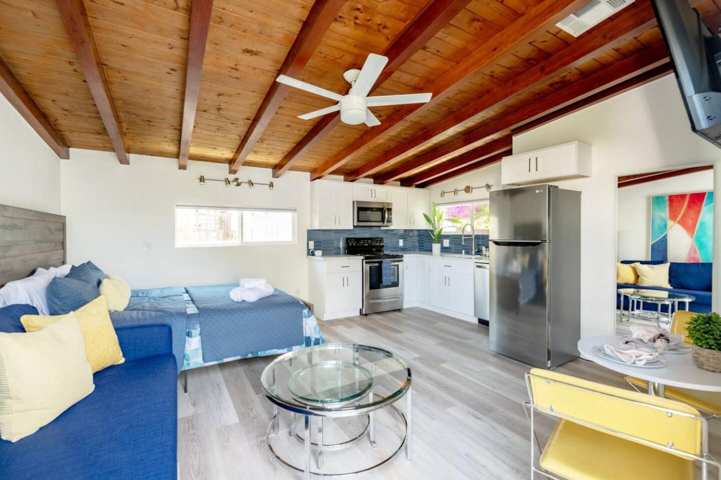 Apartment Chic Serene Backyard In Heart Of Sd