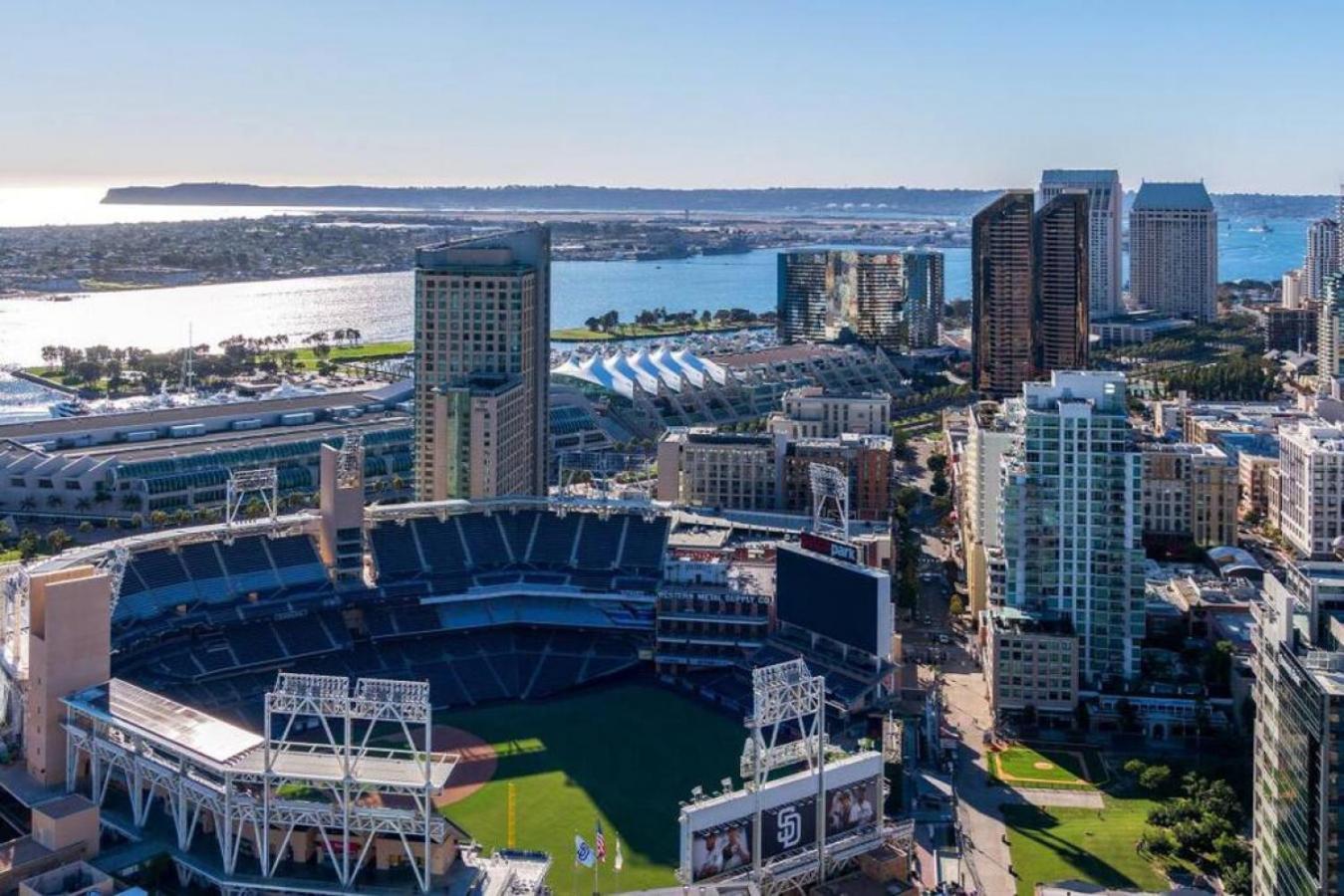 Stylish 1br Retreat With Garage Ac Close 2 Everything Holiday home San Diego