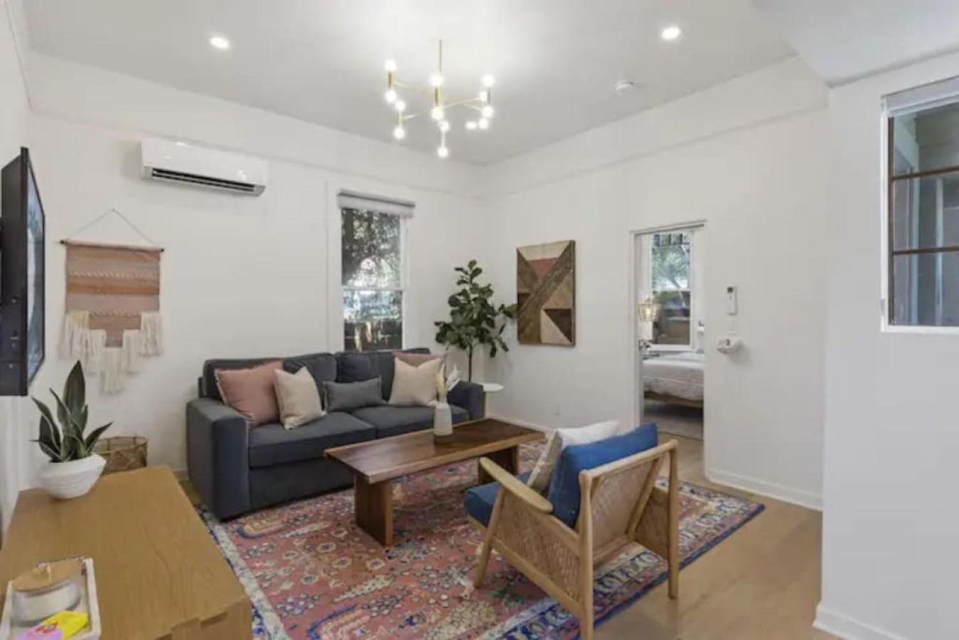 Cozy 1 Bedroom Casita Overflowing With Natural Light * San Diego