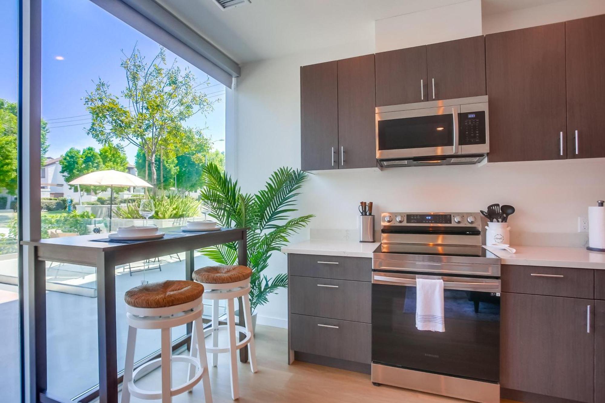 Point Loma Premier Loft 106