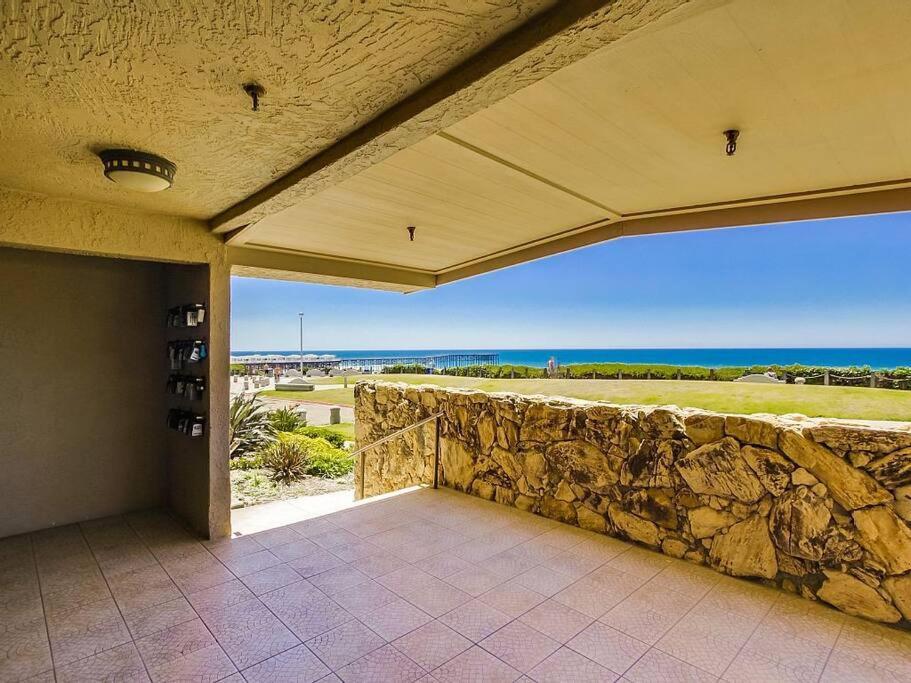 Ocean Breeze 2 Bedroom Apartment *