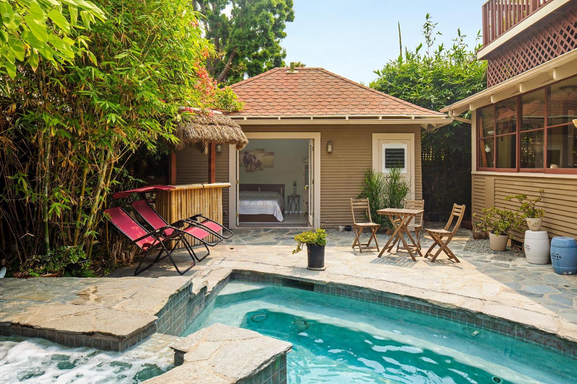 Pool - Entire Guest - Private Entrance Habitación en casa particular San Diego
