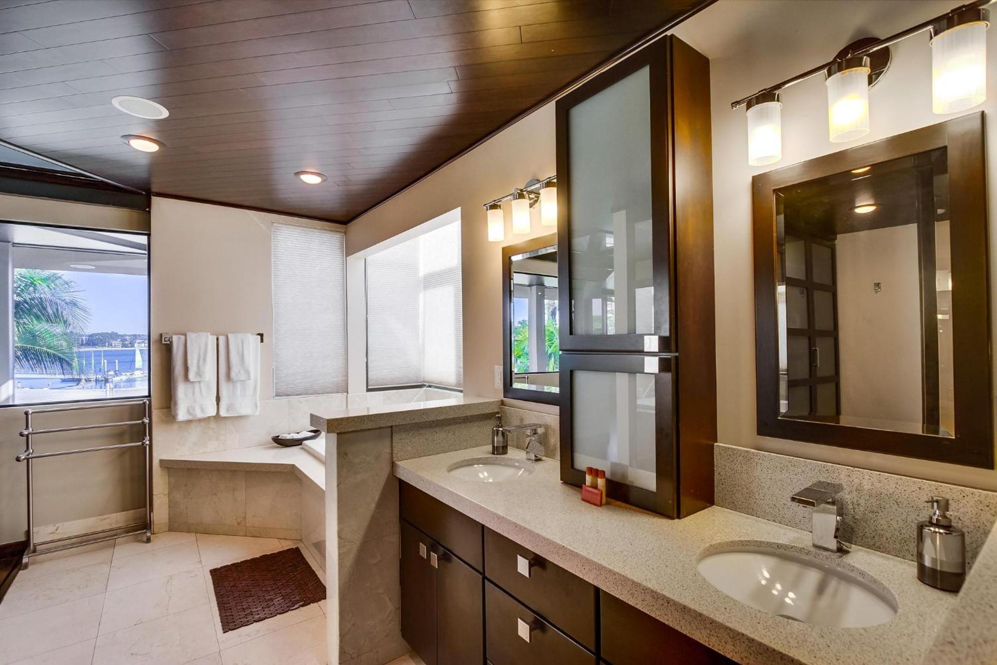 B5170 On The Bay - 4 Bedroom * San Diego