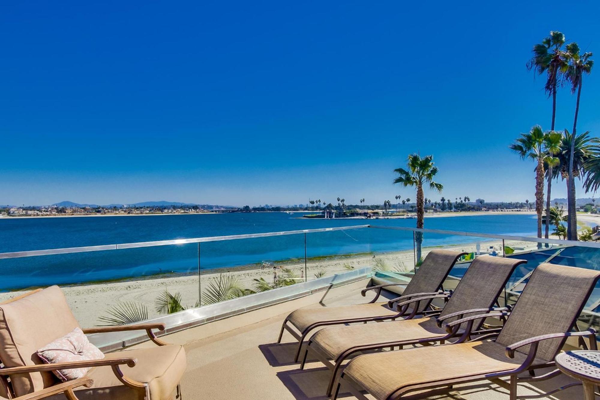 B5170 On The Bay - 4 Bedroom Apartment *