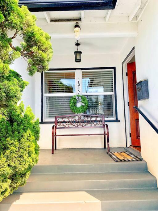 Holiday home Rustic Coastal Retreat In Sunset Cliffs Three Beds & Two Baths *
