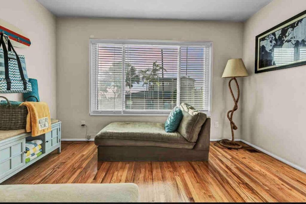 Holiday home Rustic Coastal Retreat In Sunset Cliffs Three Beds & Two Baths