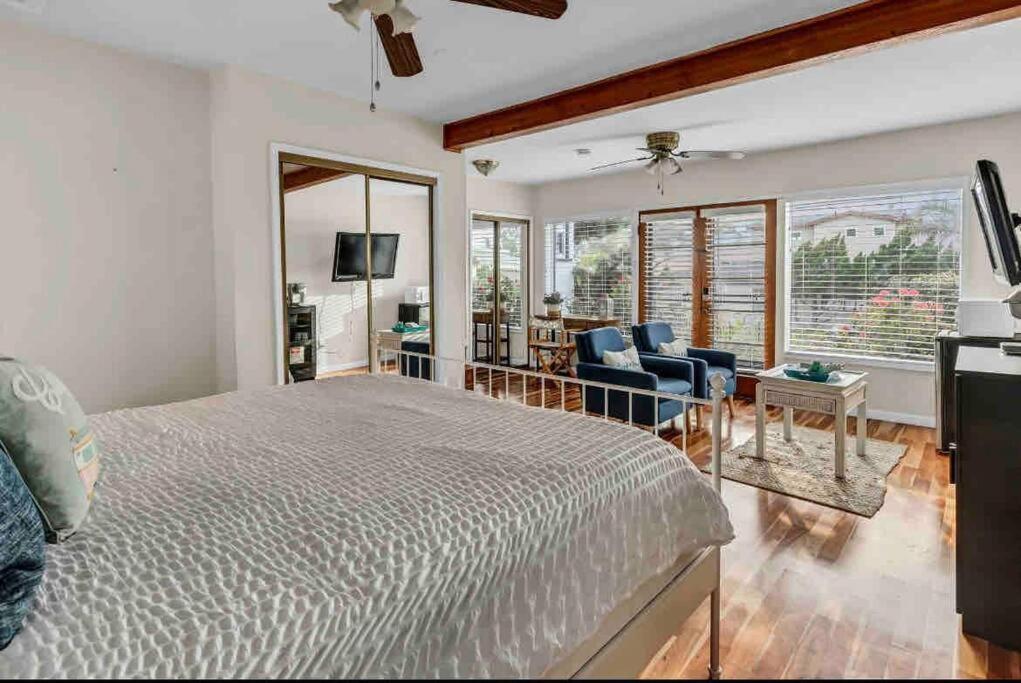 Holiday home Rustic Coastal Retreat In Sunset Cliffs Three Beds & Two Baths