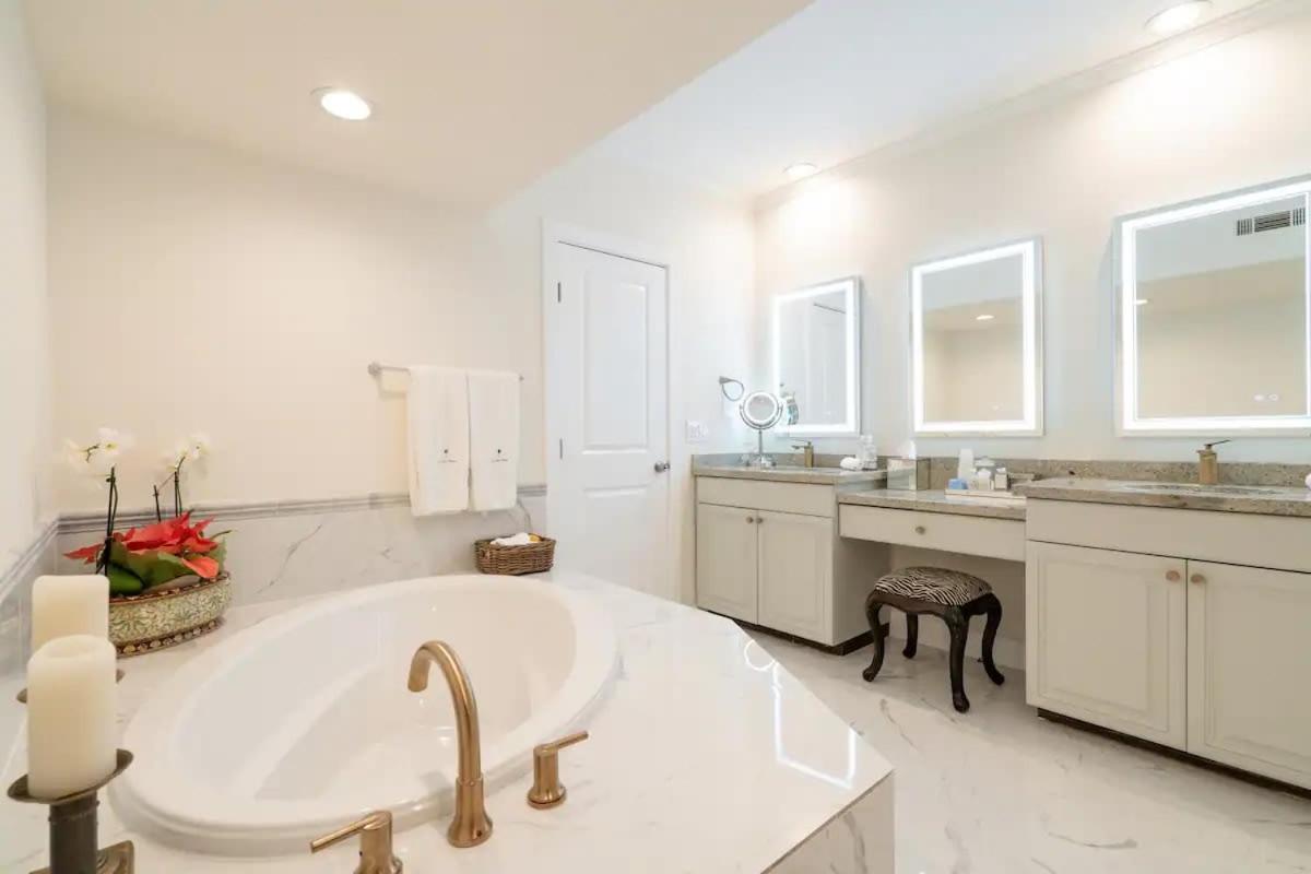 Luxurious Family 5 Bedroom Getaway Holiday home San Diego