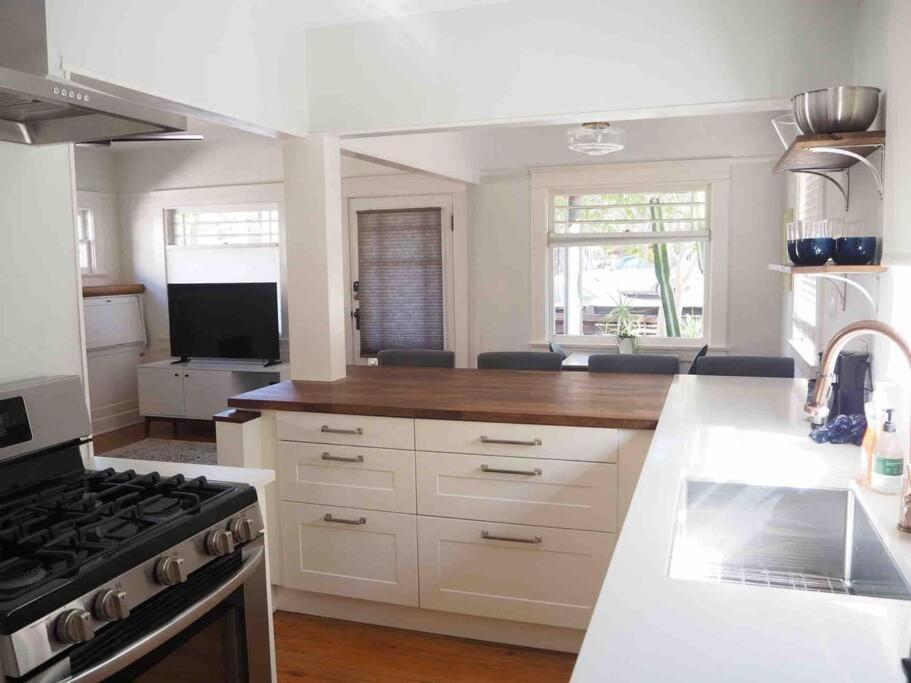 Holiday home Modern - Entire - Excellent Location *